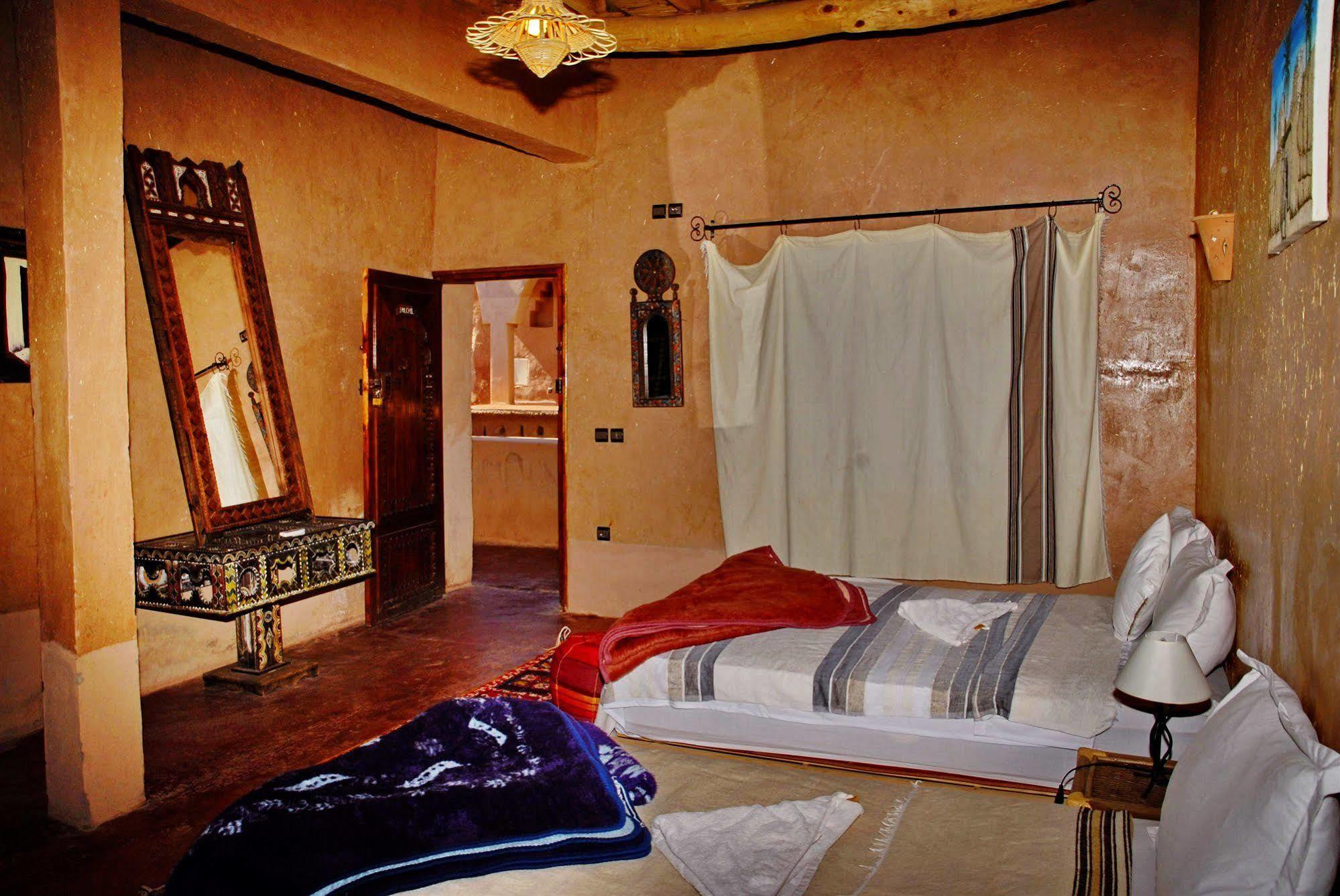 Riad Maktoub Ait Benhaddou Exteriör bild